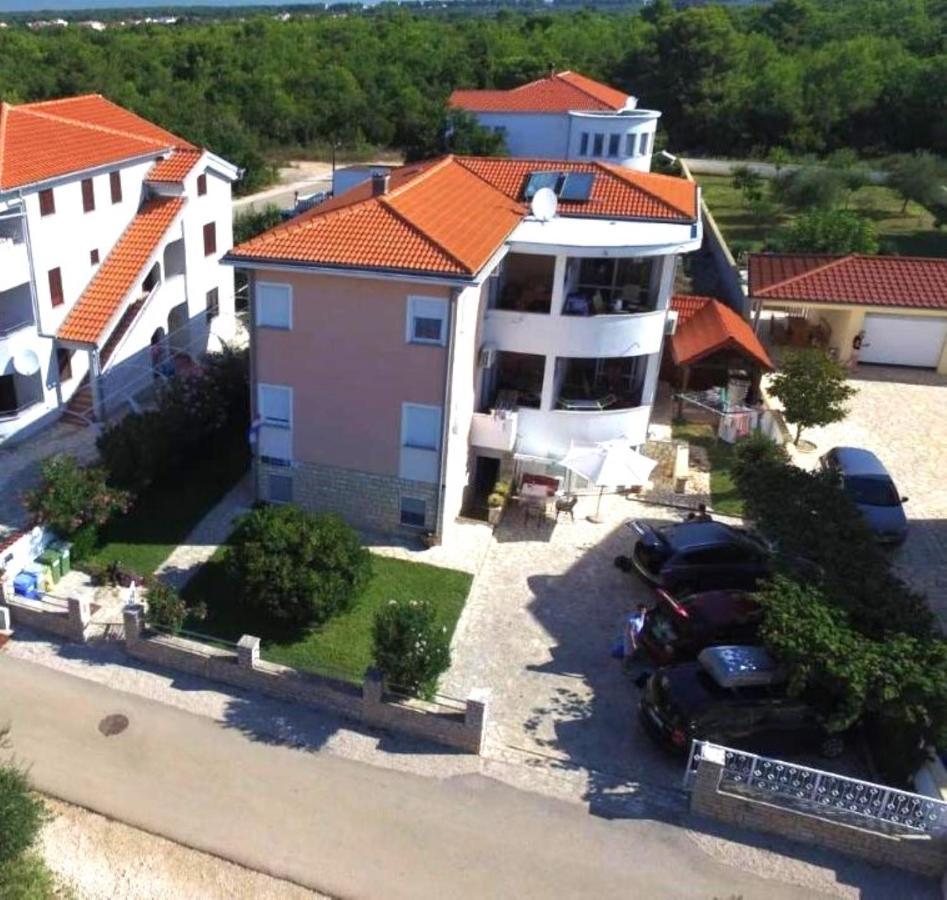Jannine Apartament